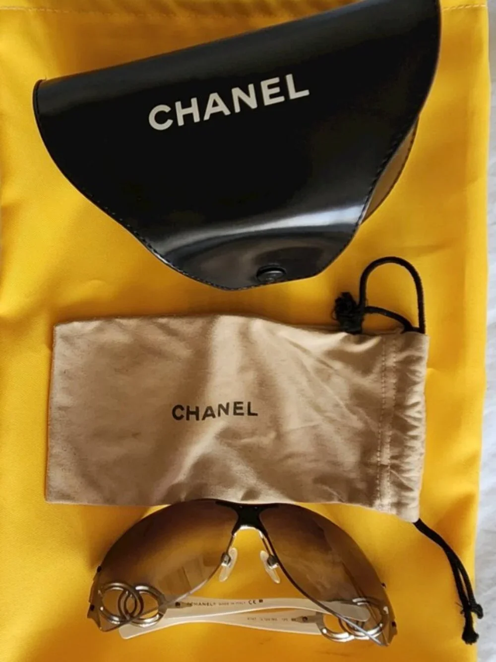 Vintage Chanel Sunglasses - Picture 13 of 13